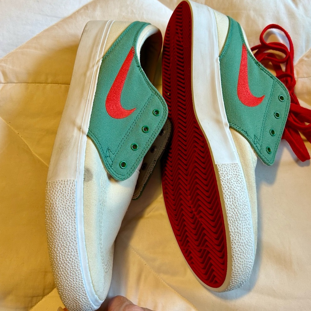 NIKE ZOOM STEFAN JANOSKI CANVAS RM SB SAGE FIRE MENS SHOES SIZE 10 SNEAKERS